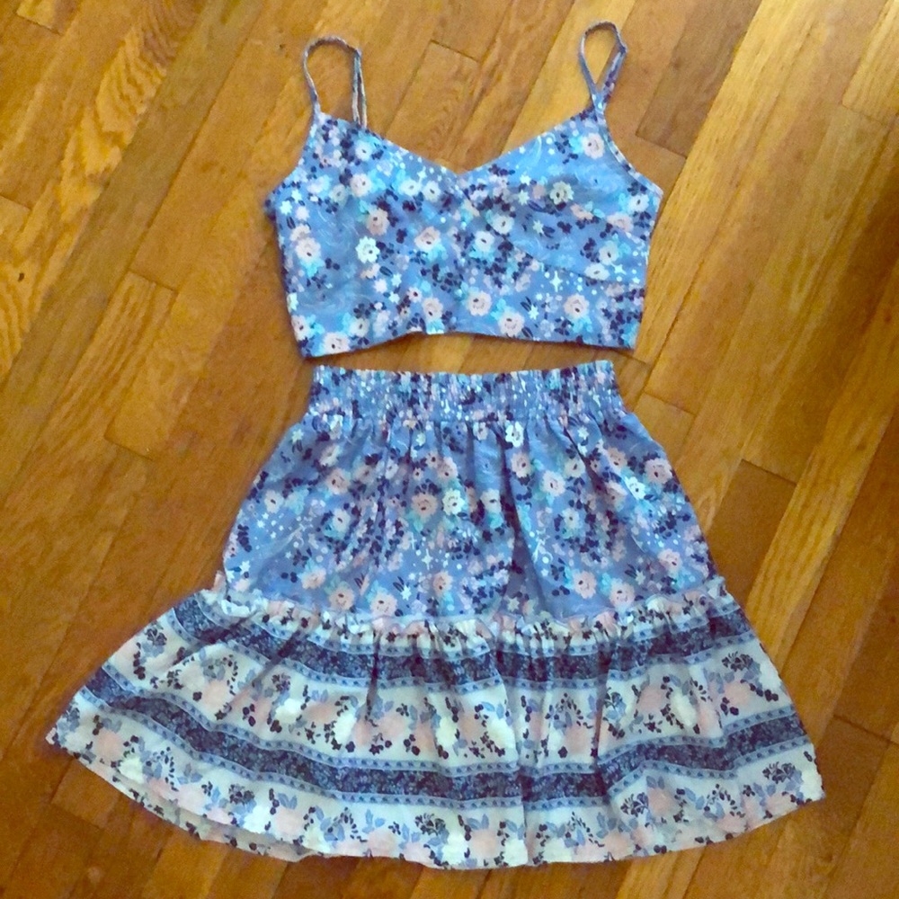 Two piece floral